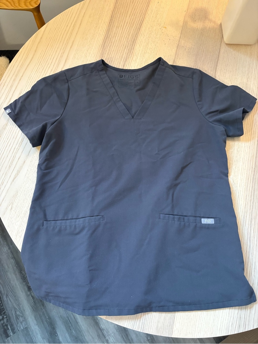 FIGS Women’s grey V-Neck Short Sleeve Scrub Top